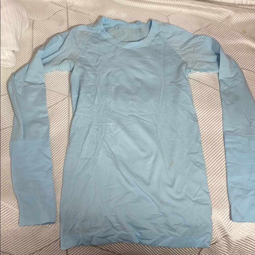 Lululemon swiftly tech long sleeve light blue